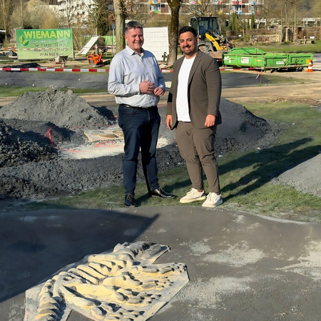 Neue Adventure Minigolfanlage am Baumwipfelpfad Bürgermeister und teammotion